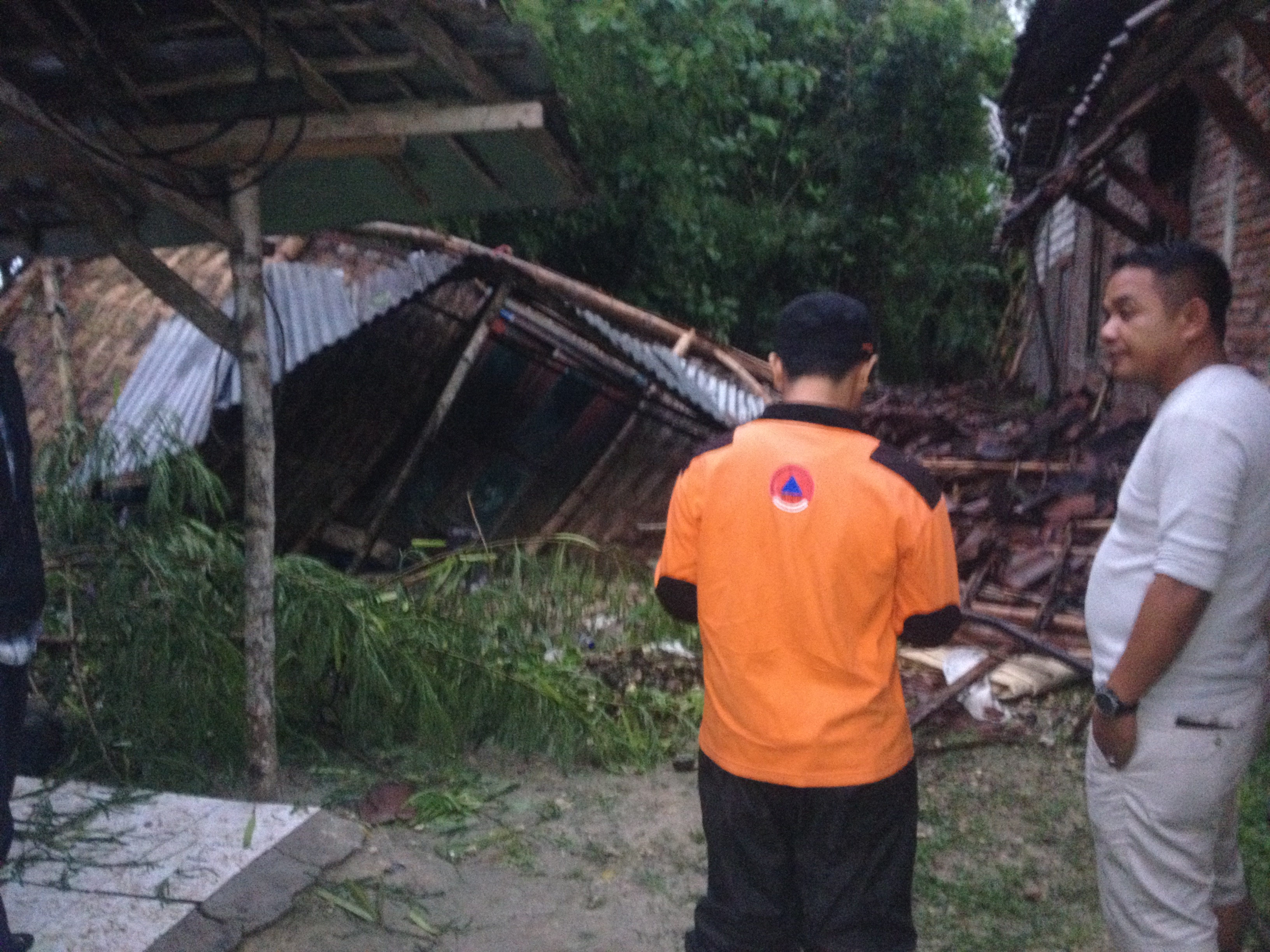ANGIN PUTING BELIUNG