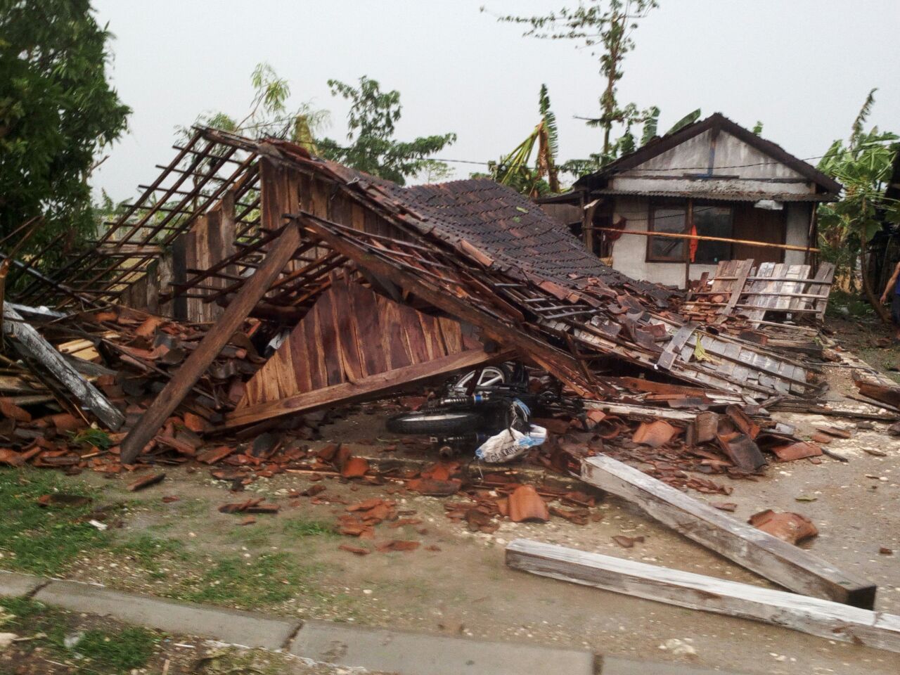 Angin Puting Beliung