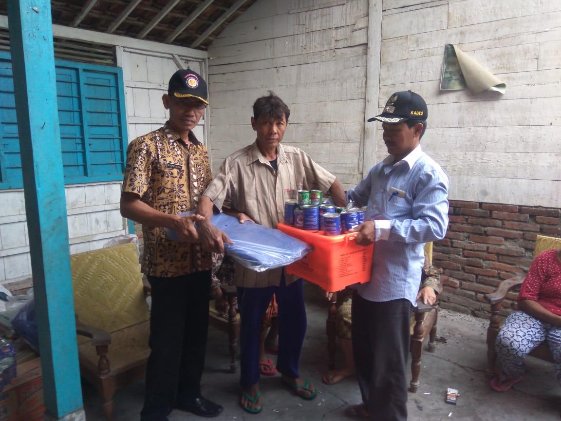 Penyaluran santunan korban kebakaran