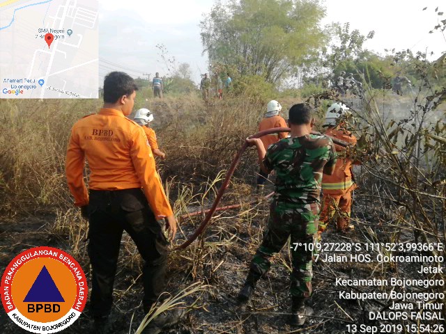 Kebakaran Lahan Kosong di Jl. HOS. Cokroaminoto Kel. Jetak