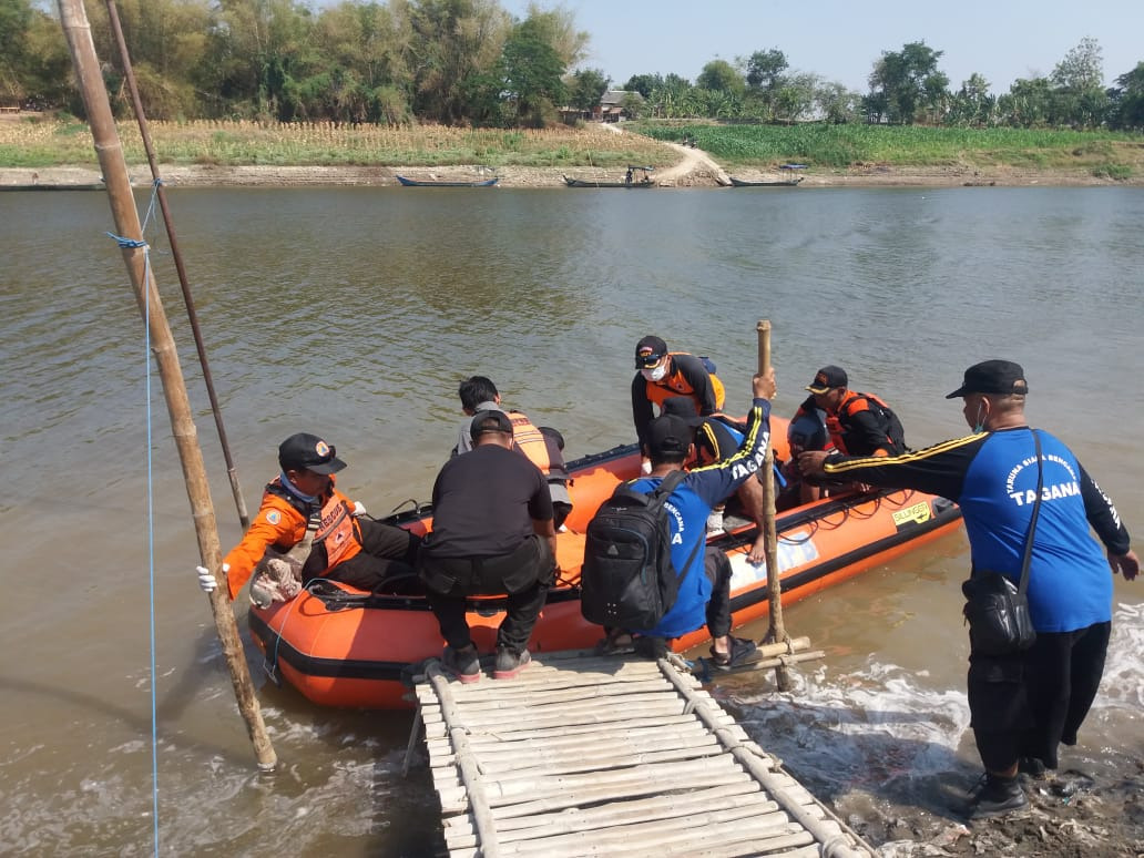 SAR BPBD Bojonegoro Lanjutkan Pencarian Korban Tenggelam