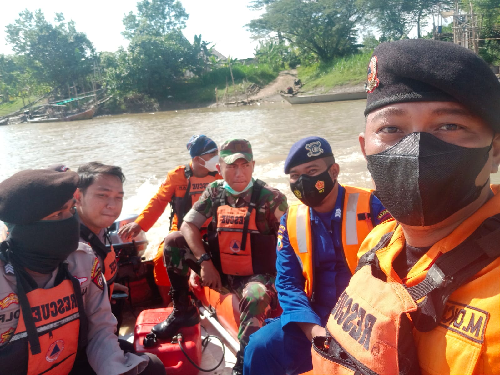 Opsar Tim SAR Gabungan BPBD Bojonegoro diduga orang tenggelam Hari Ke-3