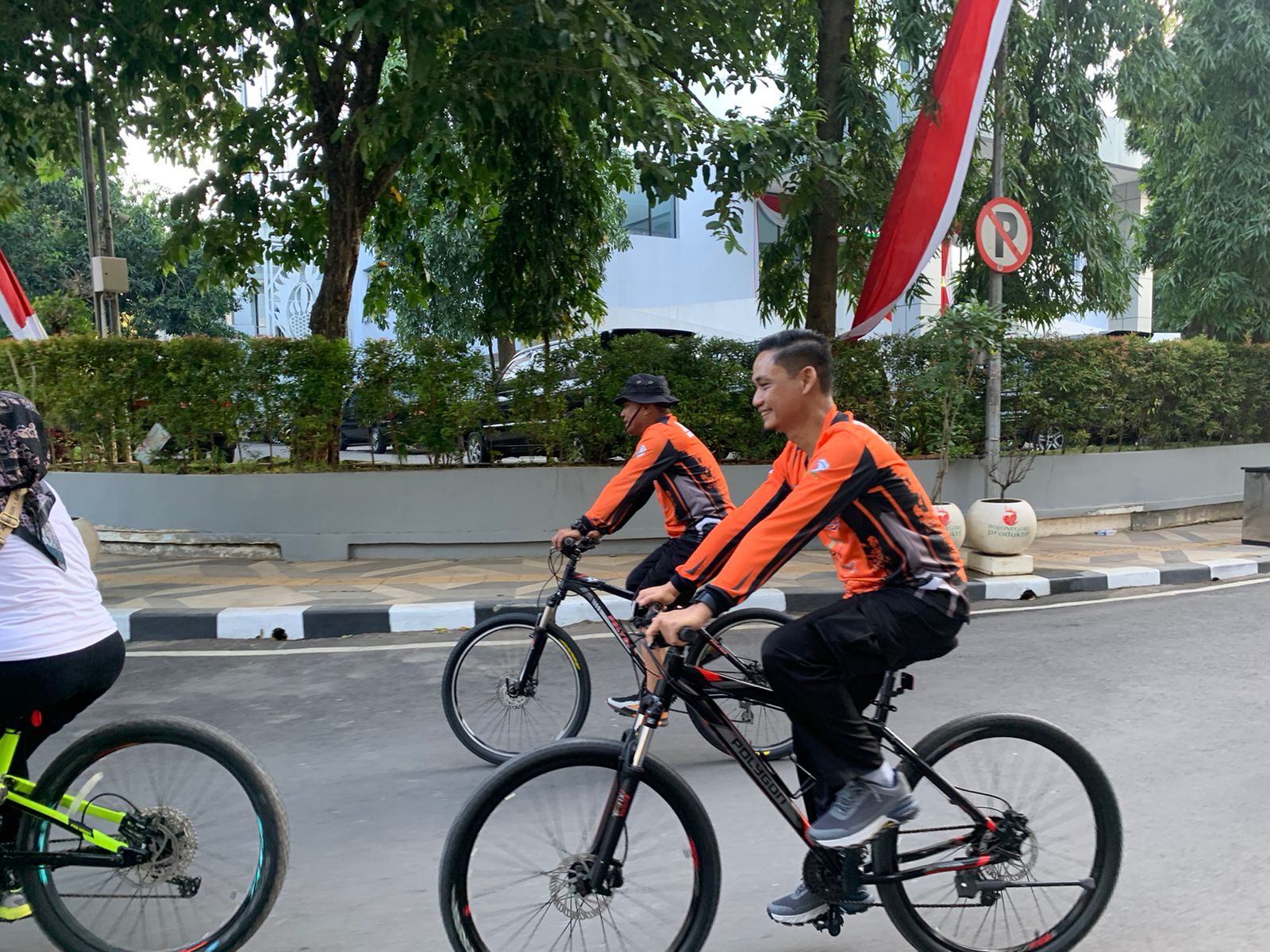 Mengikuti Kegiatan Gowes