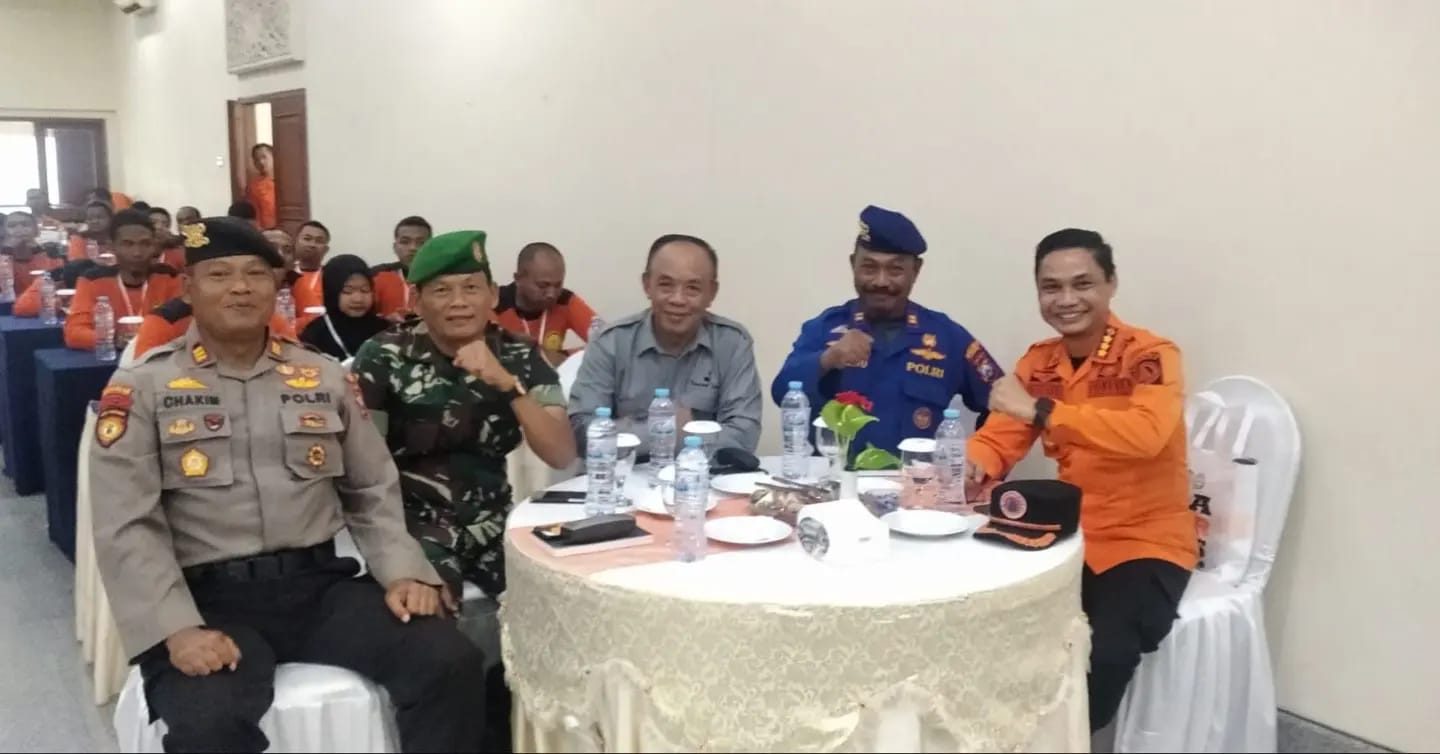 Pelatihan Potensi SAR Teknik Pertolongan di Permukaan Air