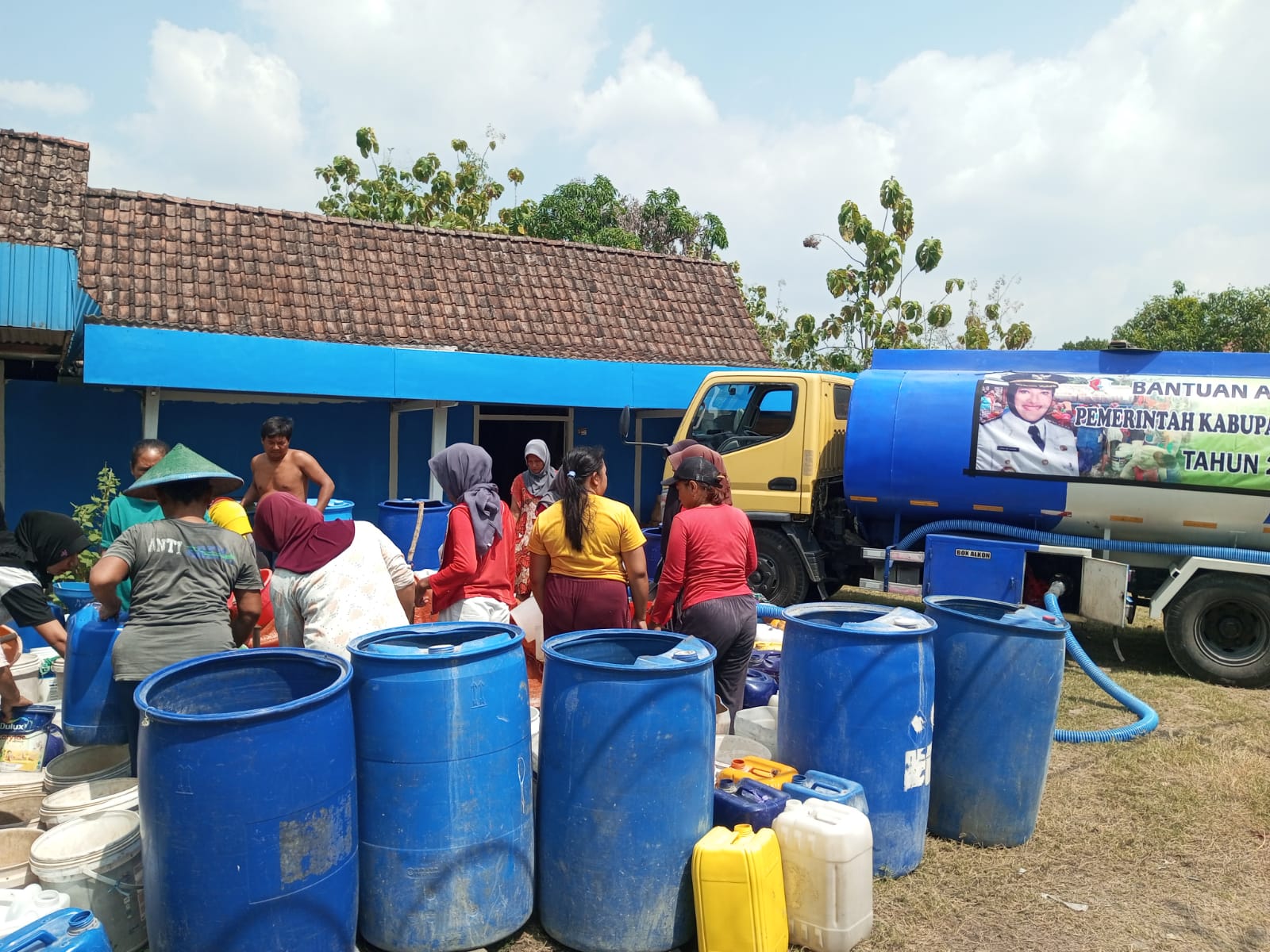BPBD Penuhi Kebutuhan Air Bersih Desa Terdampak Kekeringan