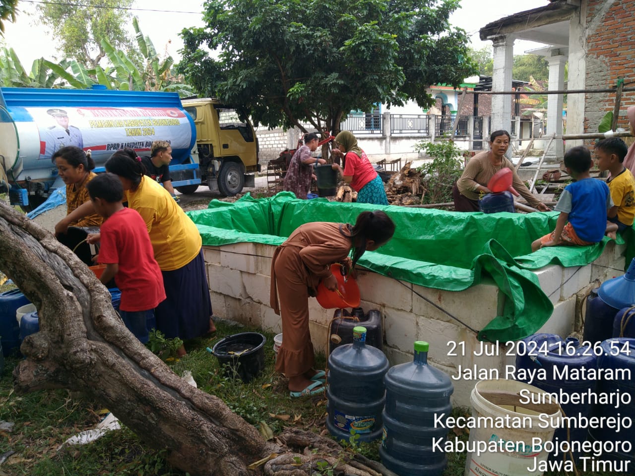 BPBD Telah Distribusikan Air Bersih Untuk 7 Desa