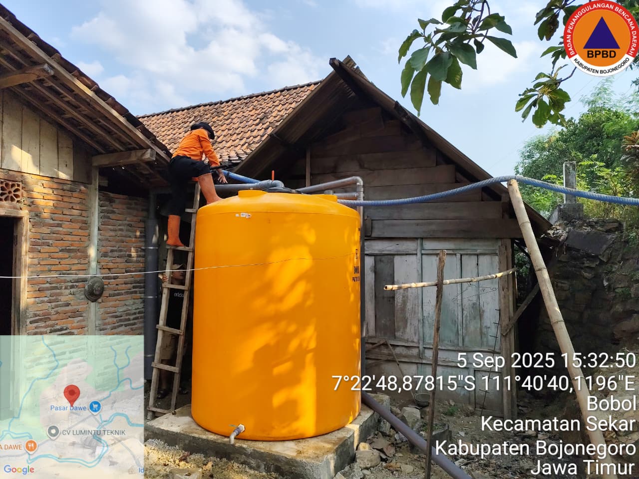BPBD Bojonegoro Distribusikan Air Bersih di Kecamatan Sekar