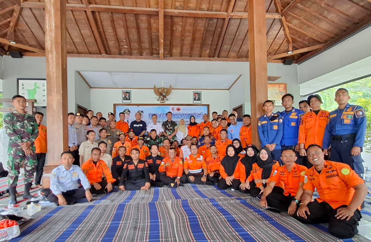 BPBD Bojonegoro Tingkatkan Kemampuan SAR Gabungan Melalui FGD dan Pelatihan Rescue
