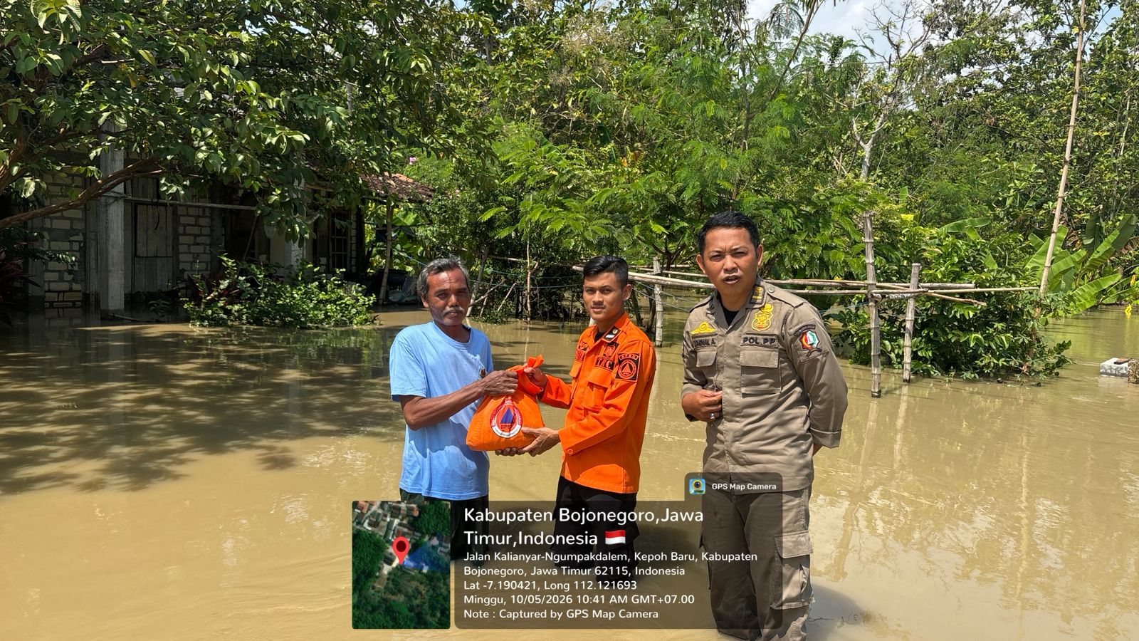 25 Paket Sembako Disalurkan Bagi Warga Terdampak Banjir