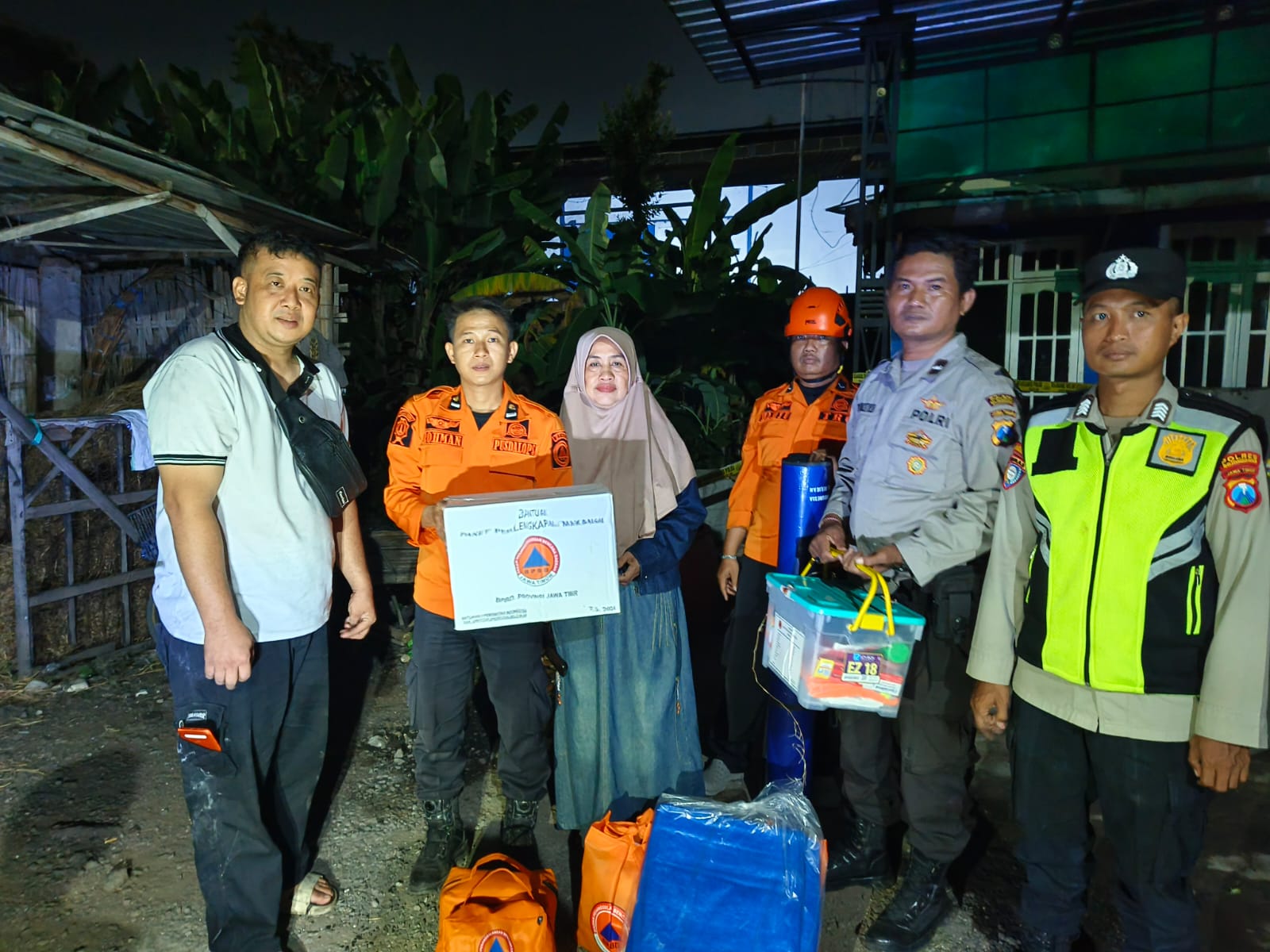 BPBD Salurkan Bantuan Untuk Warga Terdampak Bencana