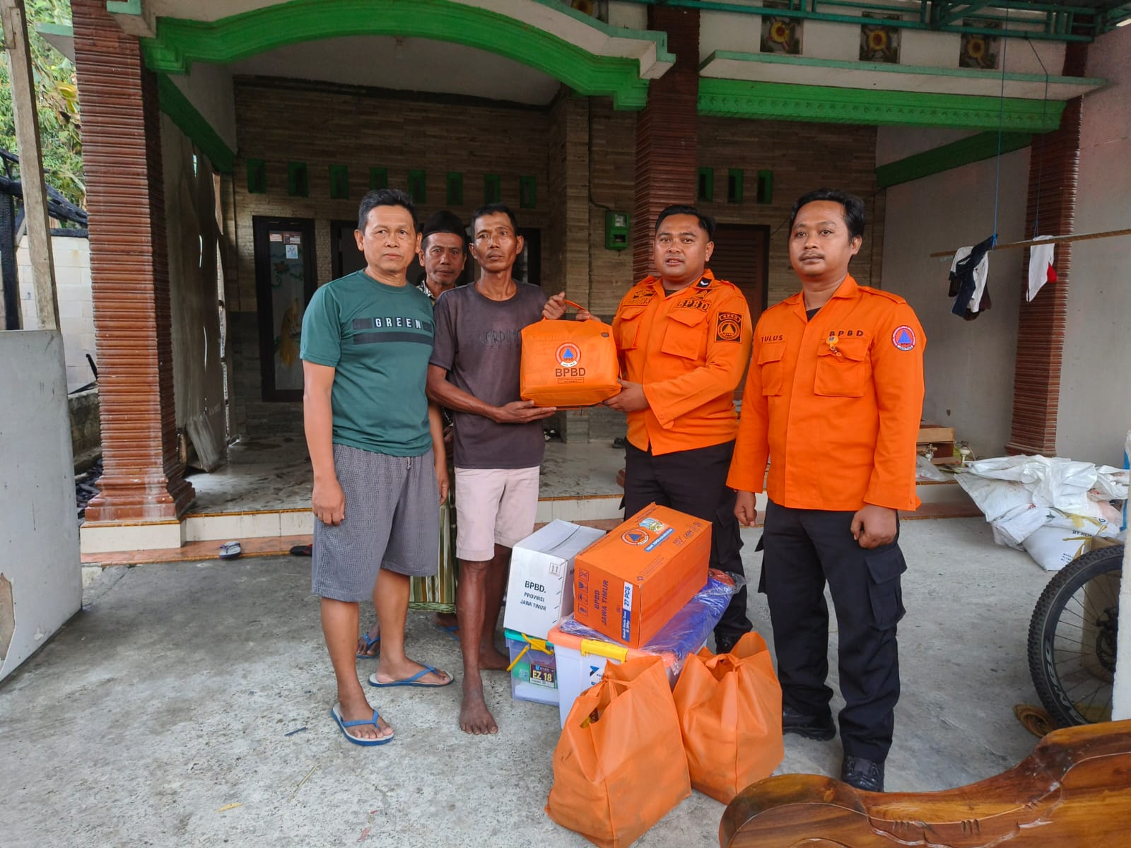 Respon Cepat Dengan Water Suplay dan Pemberian Bantuan