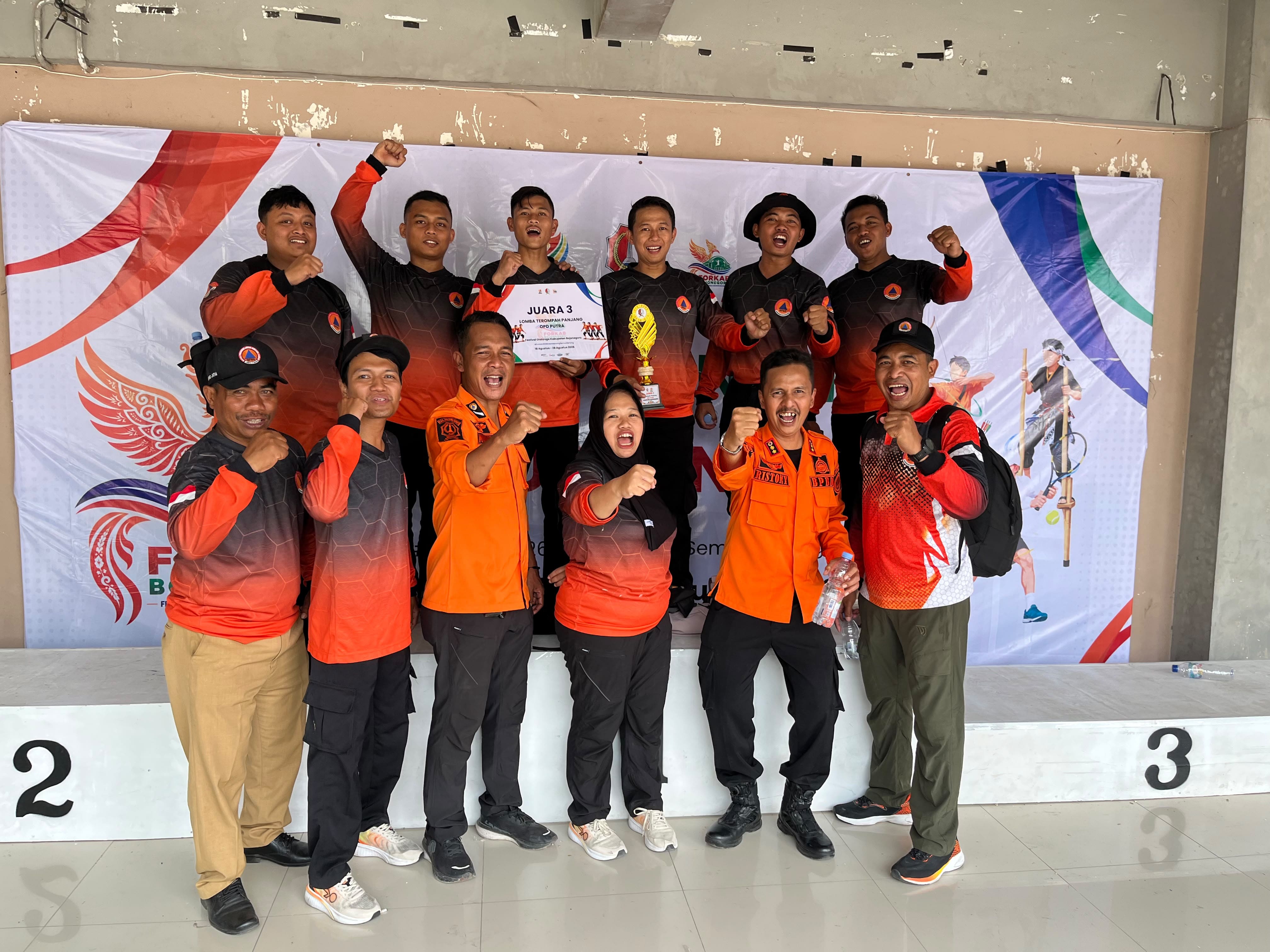 Hore... BPBD Juara 3 Terompah Panjang Tingkat OPD