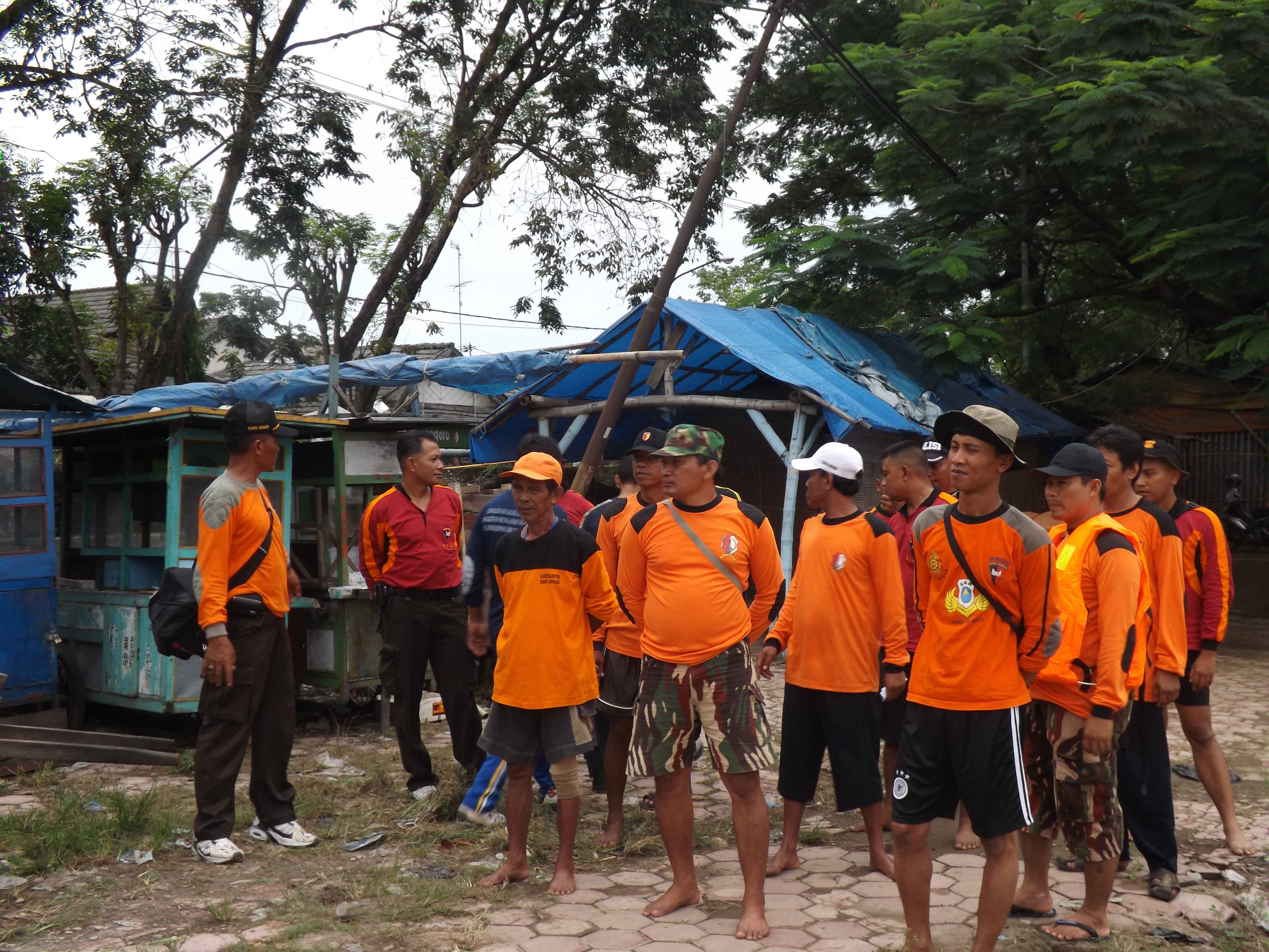 ANGGOTA SAR