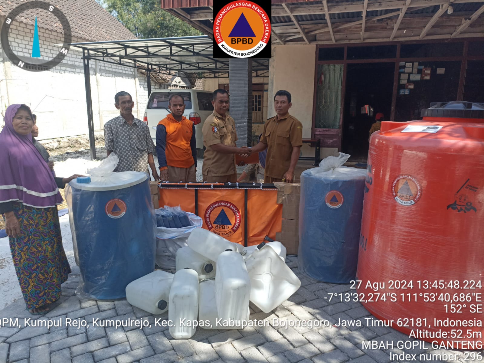Penyerahan bantuan