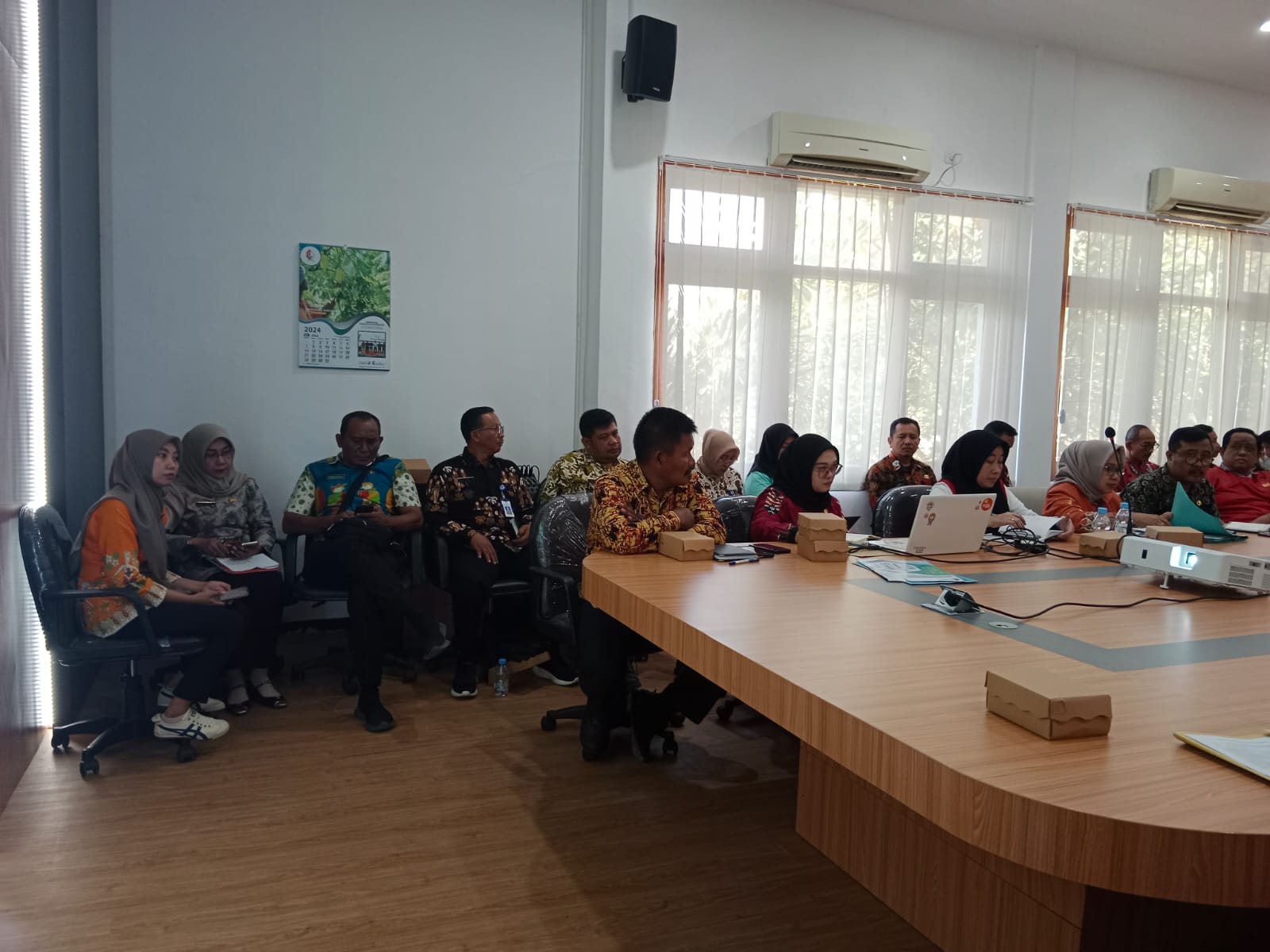 Rapat Penanganan Kemiskinan dan Kekeringan 2024