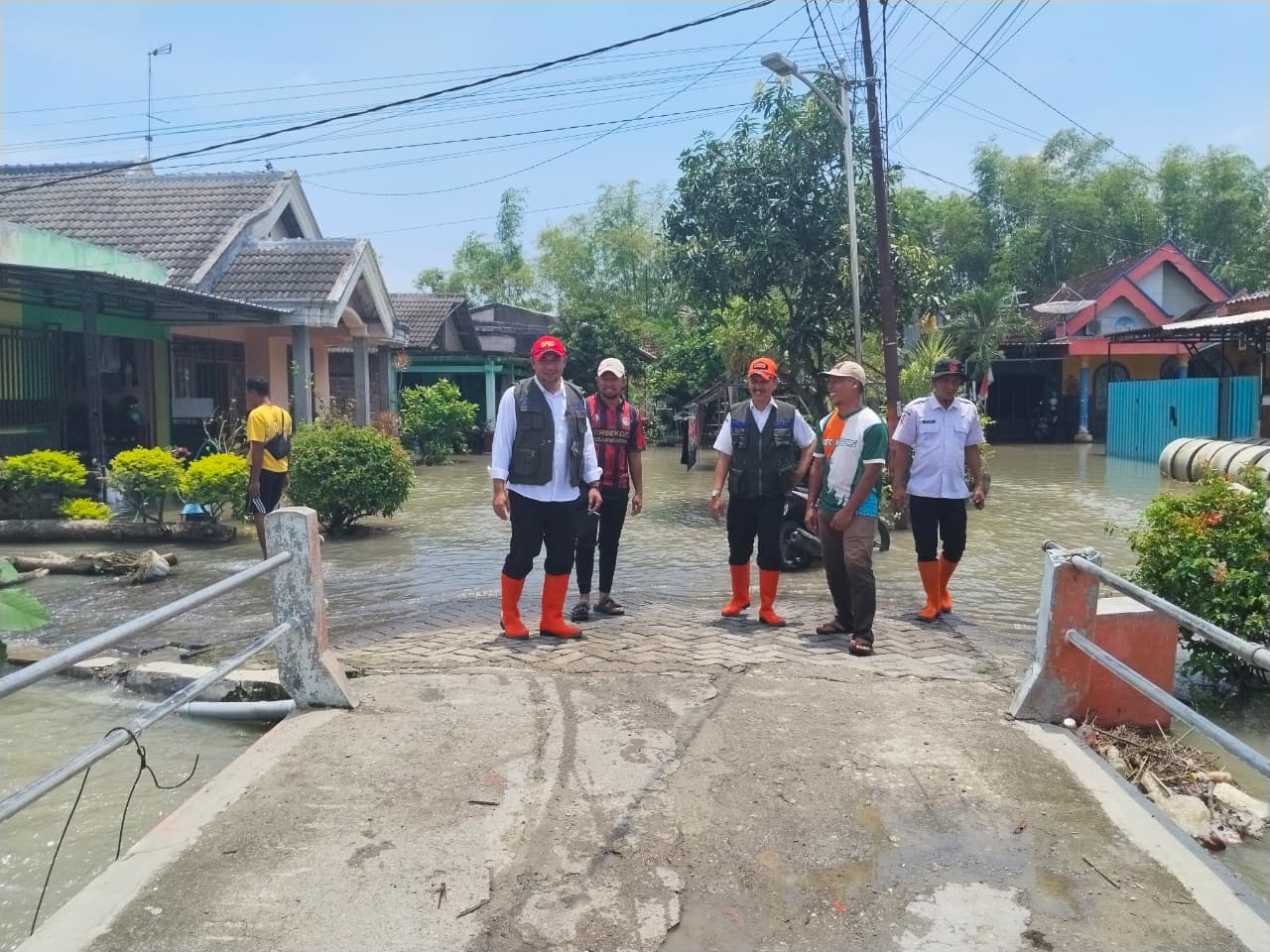 Plt Kalaksa BPBD Tinjau Banjir