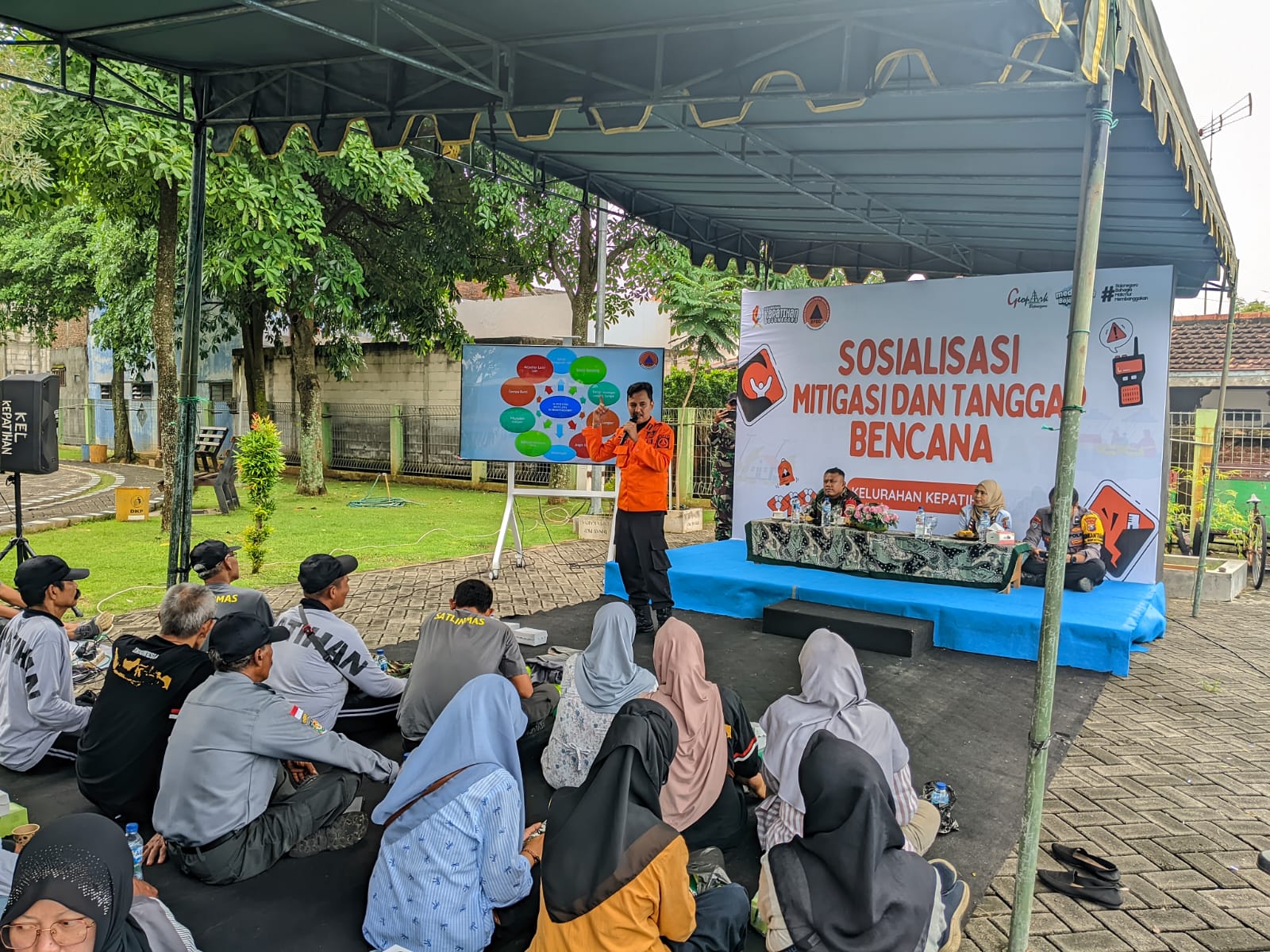 BPBD dan Kelurahan Kepatihan Gelar Latihan Bersama