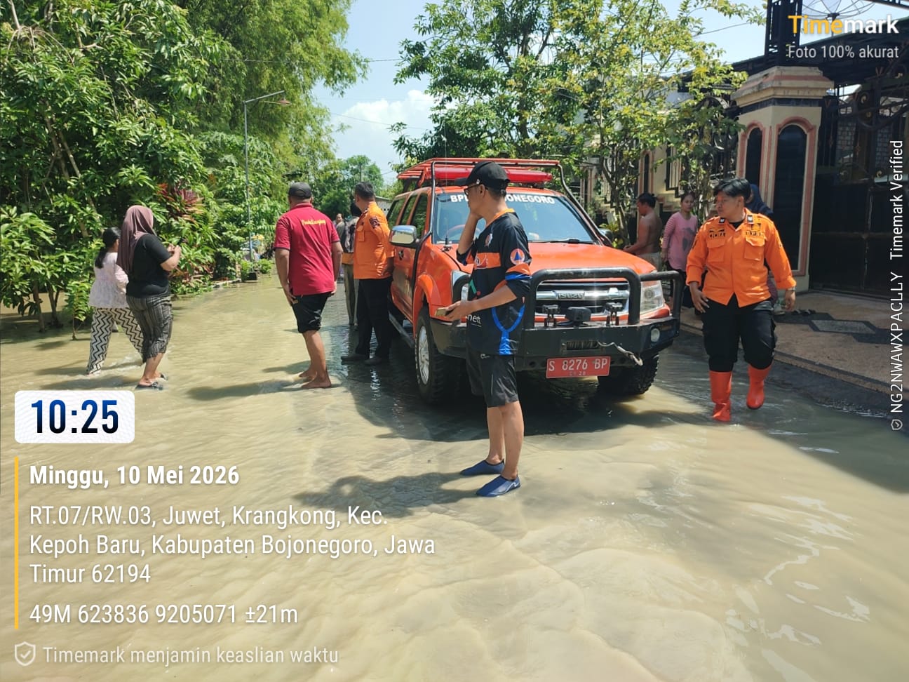 BPBD Serahkan Bantuan Warga Terdampak Banjir
