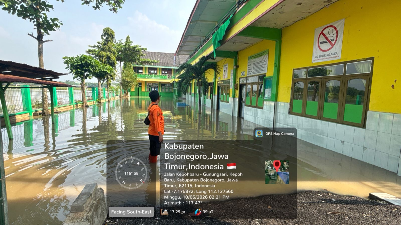 BPBD Serahkan Bantuan Warga Terdampak Banjir