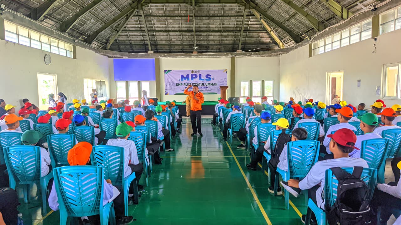 MPLS SMP Plus Izzatul Ummah