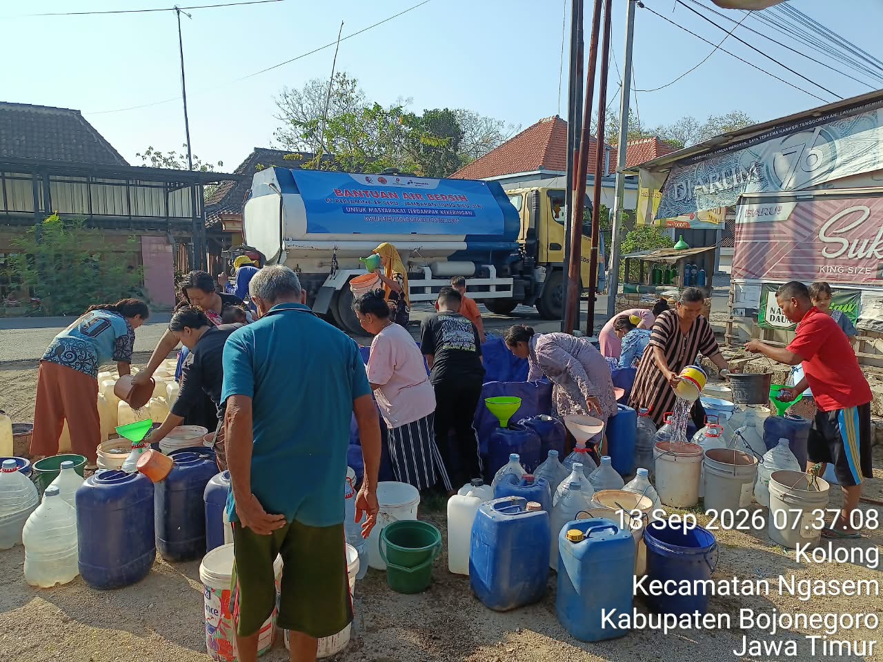 PEPC Berikan Bantuan Air Bersih