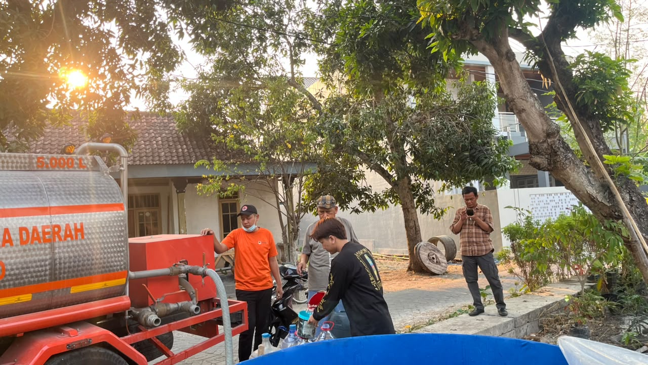 Pengiriman Air Bersih di Ds Ngraseh Tgl 16 Sept 26