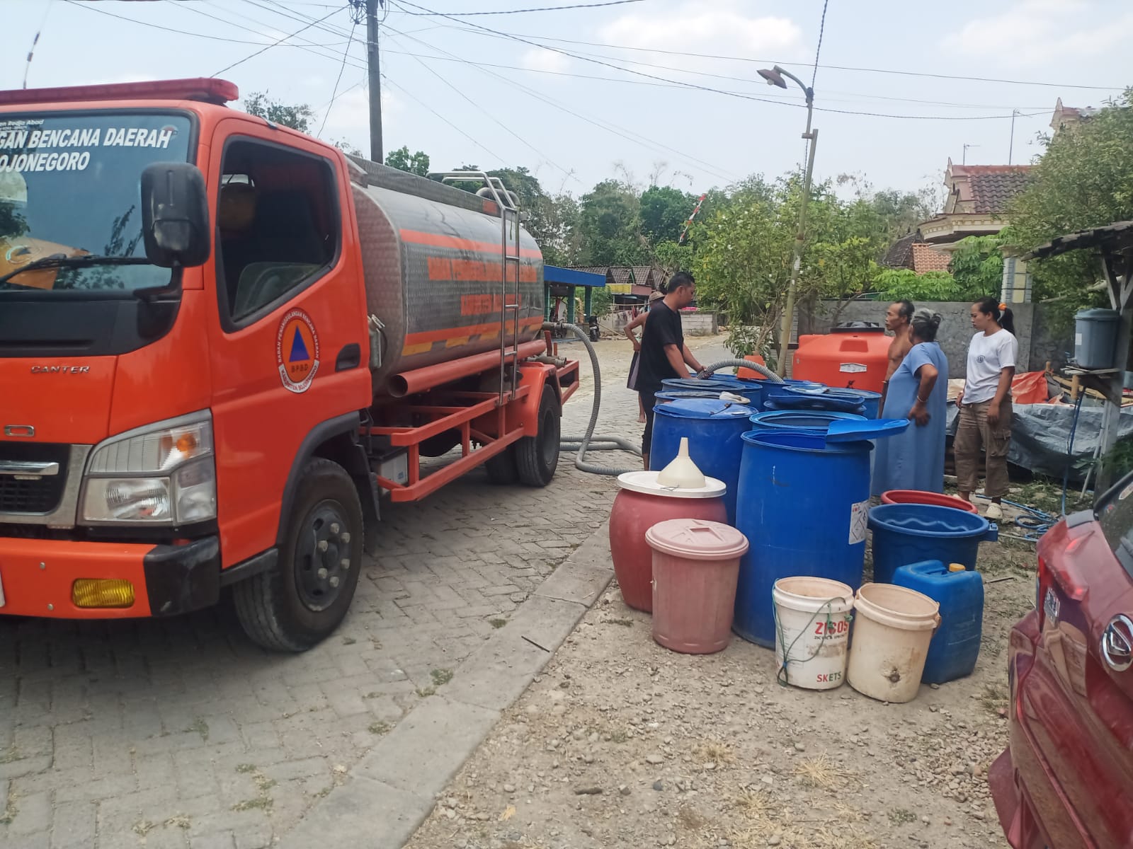 Distribusi Air di Ds Bondol Ngambon 17 Sep 26