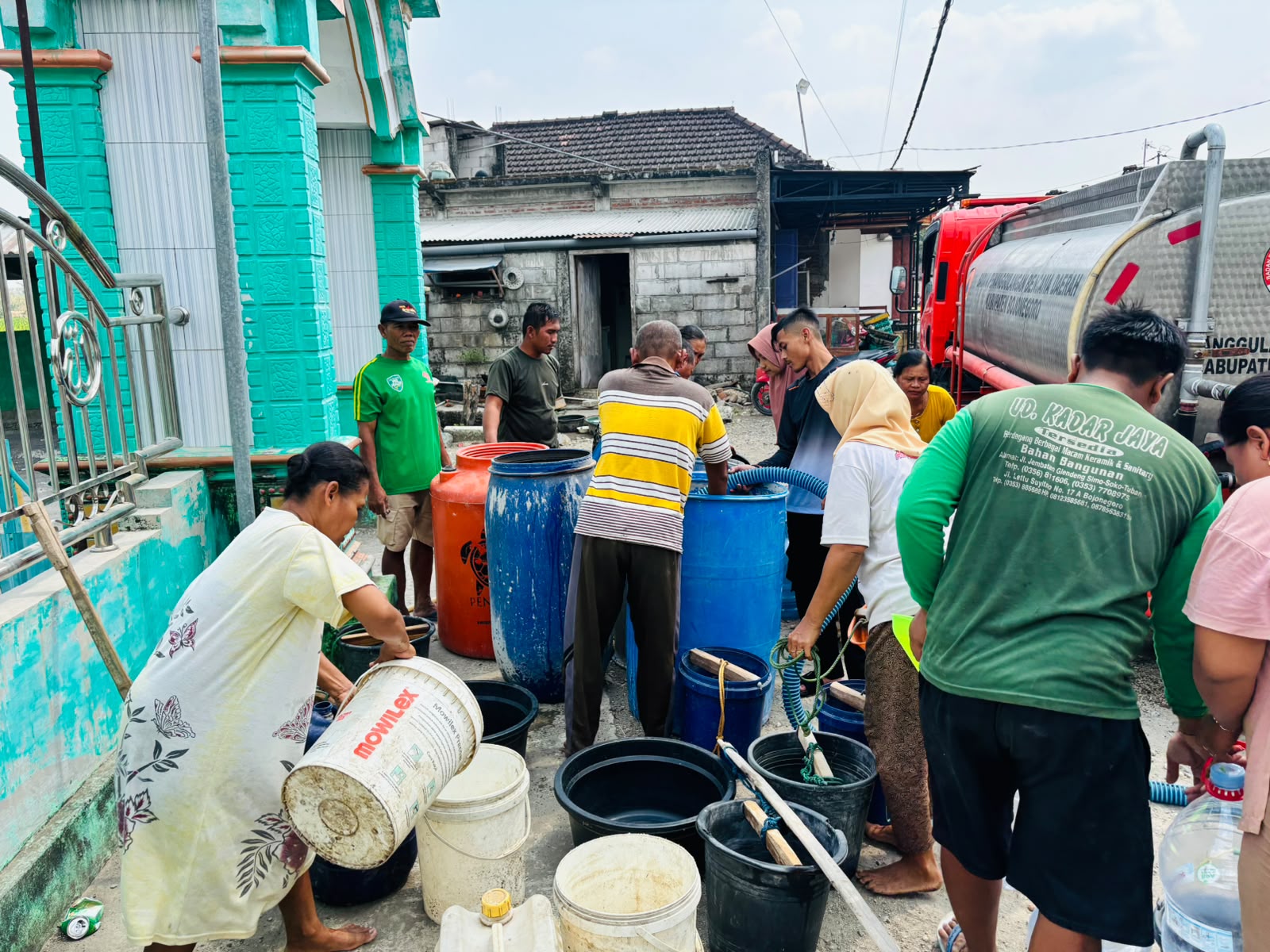 18 Sept 26 - Distribusi Air di Ds Panjang