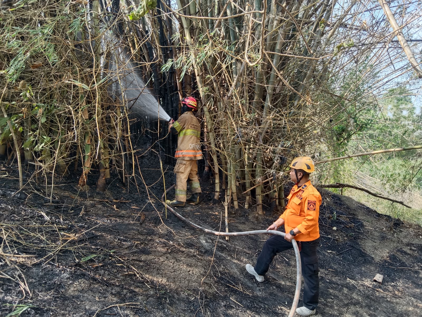 3 Okt 26- Penanganan Kebakaran Rumpun Bambu